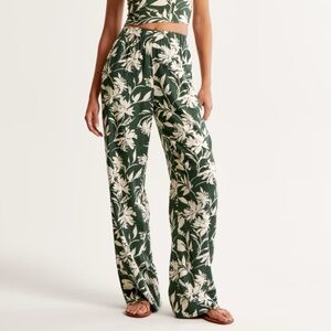 Abercombie Linen Pull On Pant Green Floral